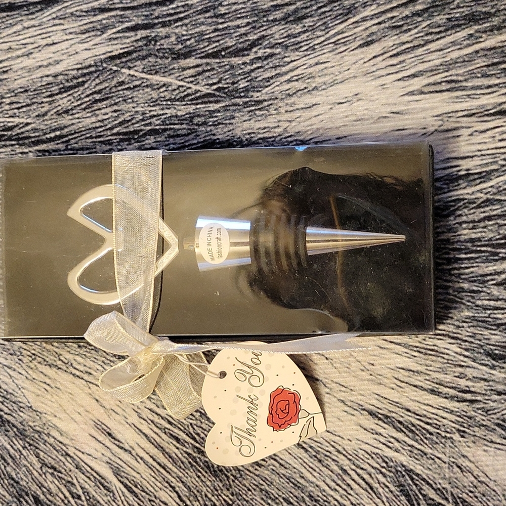 Wine Bottle Topper Heart Shape